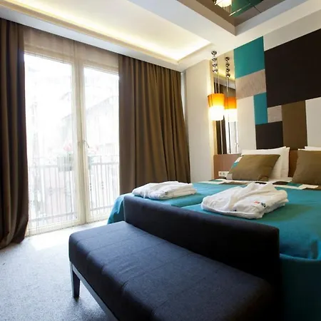 Collage Taksim ホテル