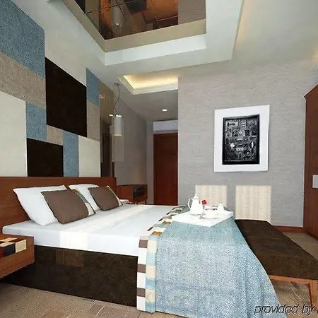 Collage Taksim イスタンブール