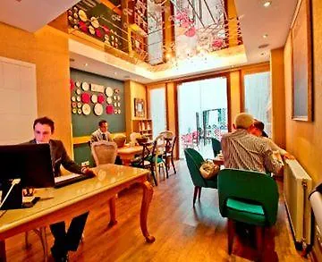 Hotel Collage Taksim