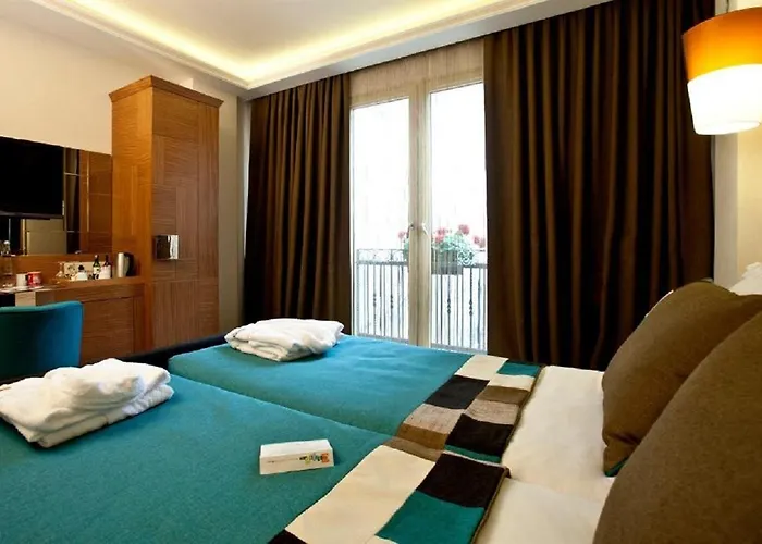 Hotel Collage Taksim