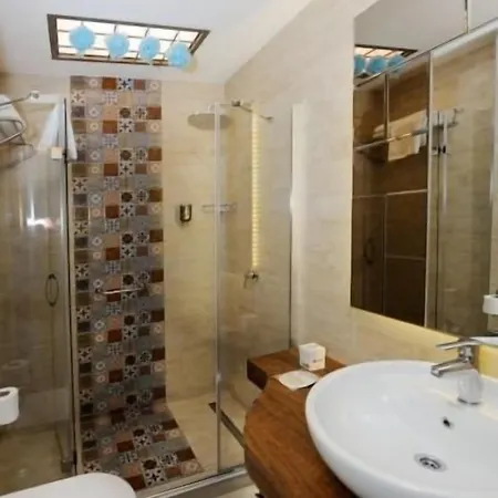 فندق Collage Taksim 3*